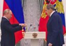 El canciller Serguéi Lavrov recibió la Orden de San Andrés por su labor diplomática, dedicación al país y prestigio global, según destacó Vladímir Putin.